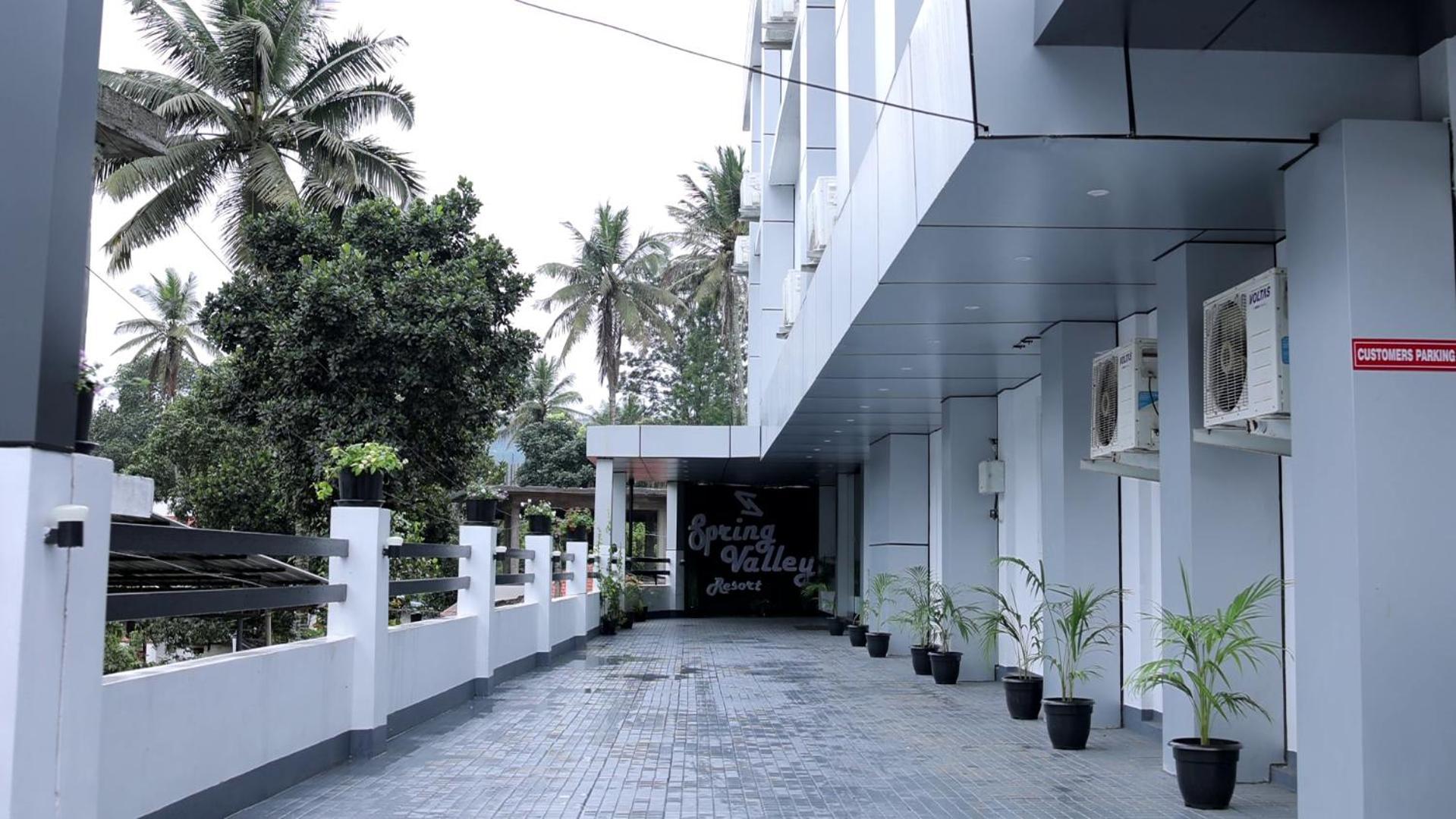 Hotel Spring Valley 3*